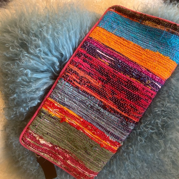 Great woven striped accent pillow. Bright Colors. 18 x 18, Tradestar. - Picture 2 of 9